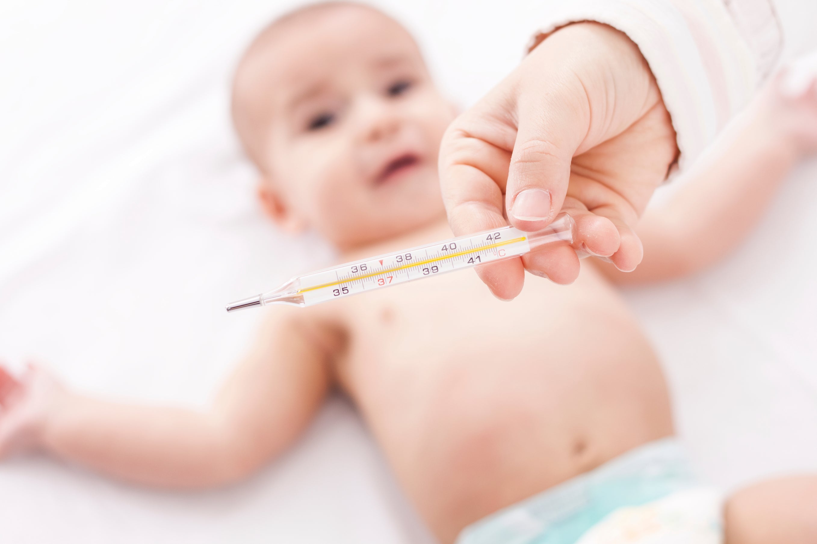 How to get a baby to sleep with deals a cold