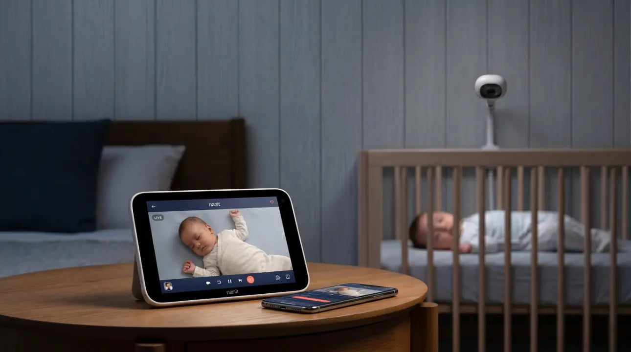Baby monitor parent unit vs phone app: which is right for you?