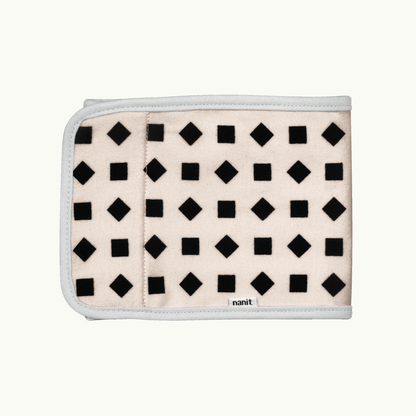 Image of folded breathing band in blush pink 