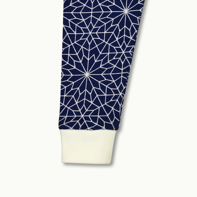 sleeve zoom in on Nanit Two-Piece Sleep Wear Holiday Pajamas in Bright Star #color_bright star