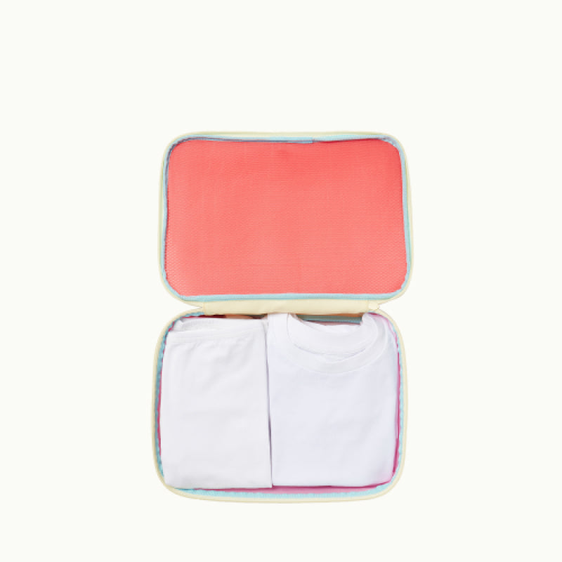 inside of State Packing Cube #color _pink
